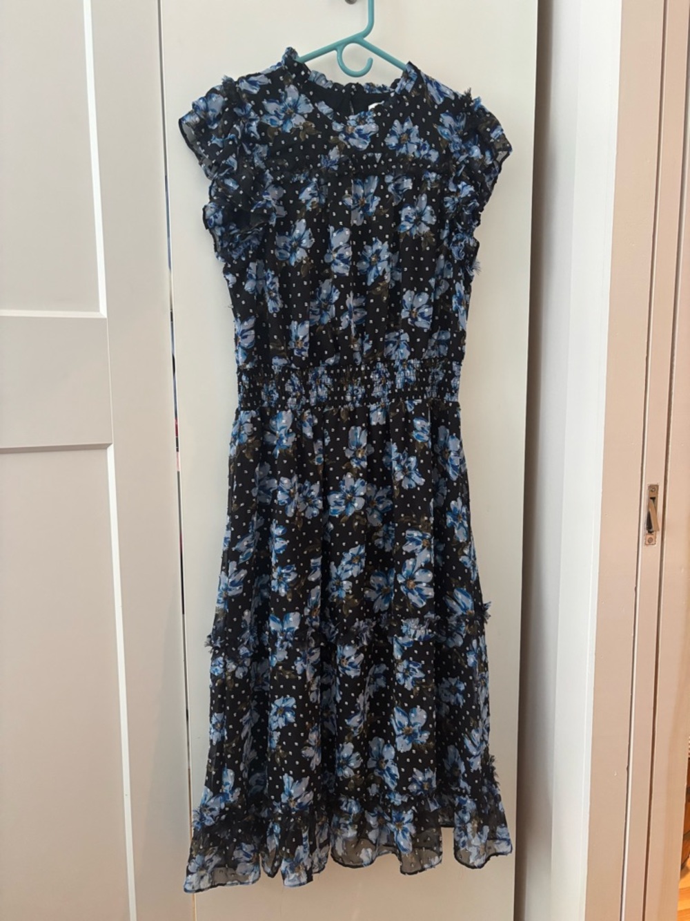 CeCe Floral Ruffle Sleeve Tiered Midi Dress, Excellent Condition! Size X-Large